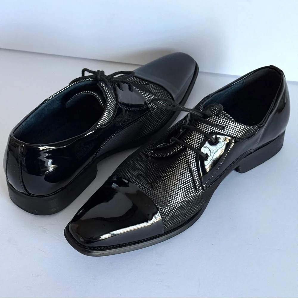 Amali Men’s Silver Fishnet Tuxedo Oxford Dress Shoe Black Patent Cap Toe Size 9. - Picture 8 of 13